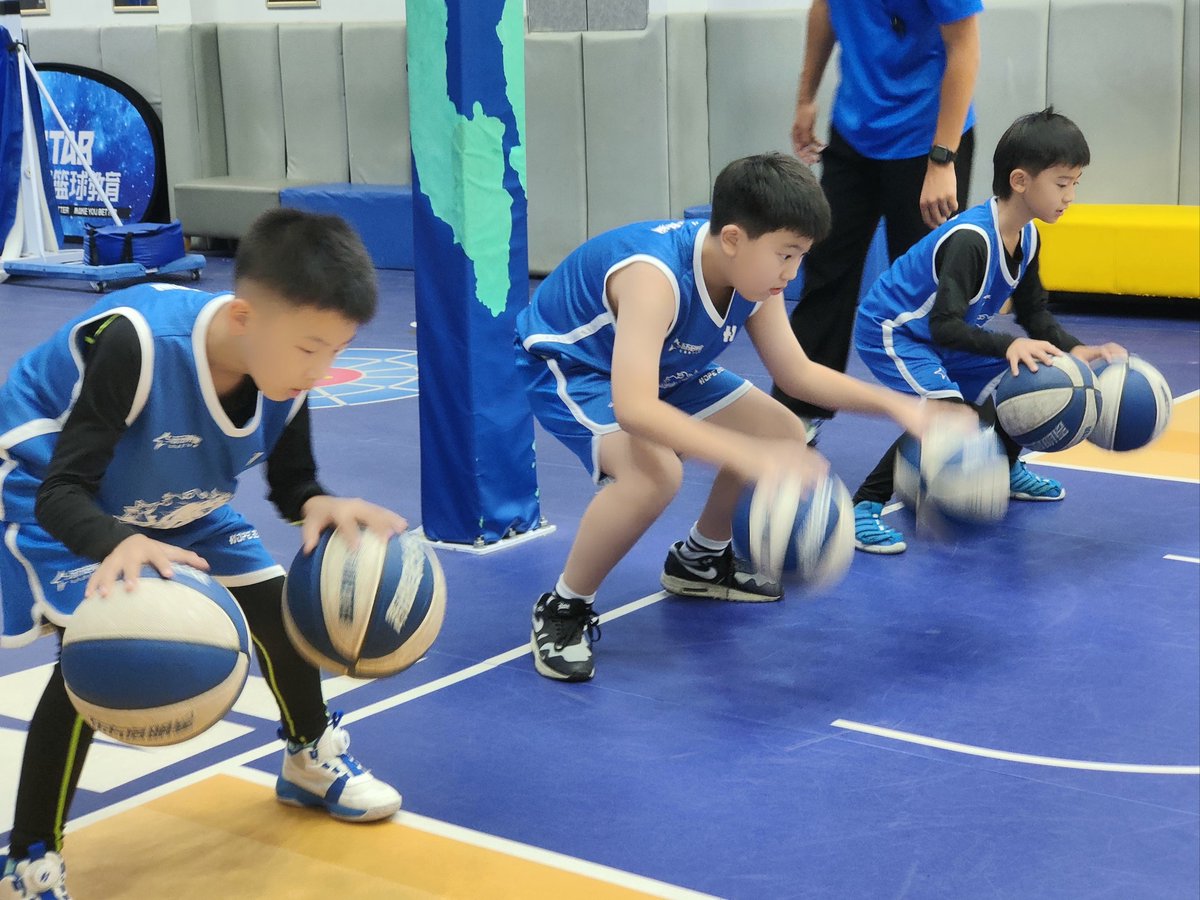 如何通过合理的营养补充来支持篮球恢复训练?_1